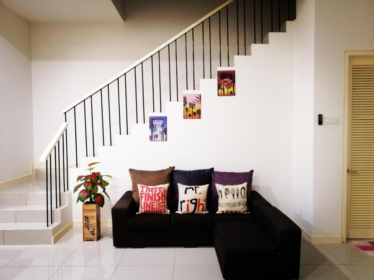A&D Home-Stay @Kota Warisan, Sepang Buitenkant foto