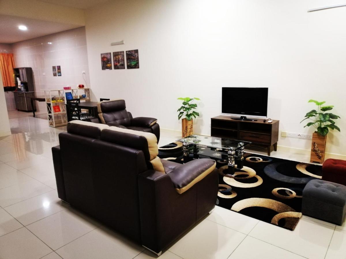 A&D Home-Stay @Kota Warisan, Sepang Buitenkant foto